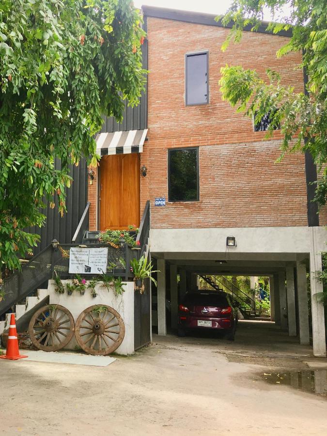 Dawnthaya Ayutthaya House บ้านดอนธยๅ อยุธยา Exteriér fotografie